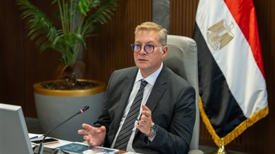 المهندس كريم بدوي وزير البترول 